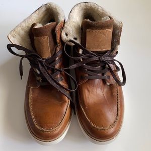 BullBoxer leather shoes